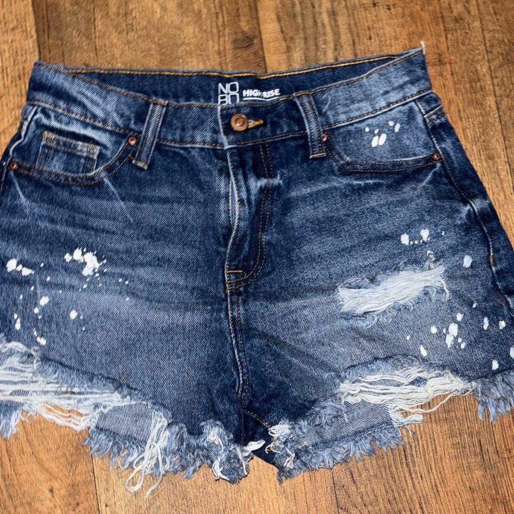 Short shorts